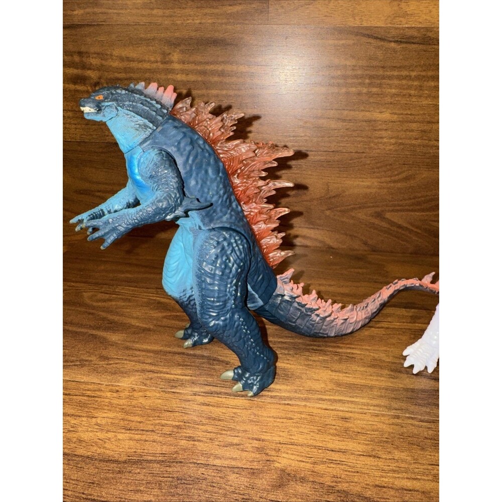 3 Godzilla x Kong: The New Empire Action Figures Shimo Godzilla & King Skar - Picture 8 of 16